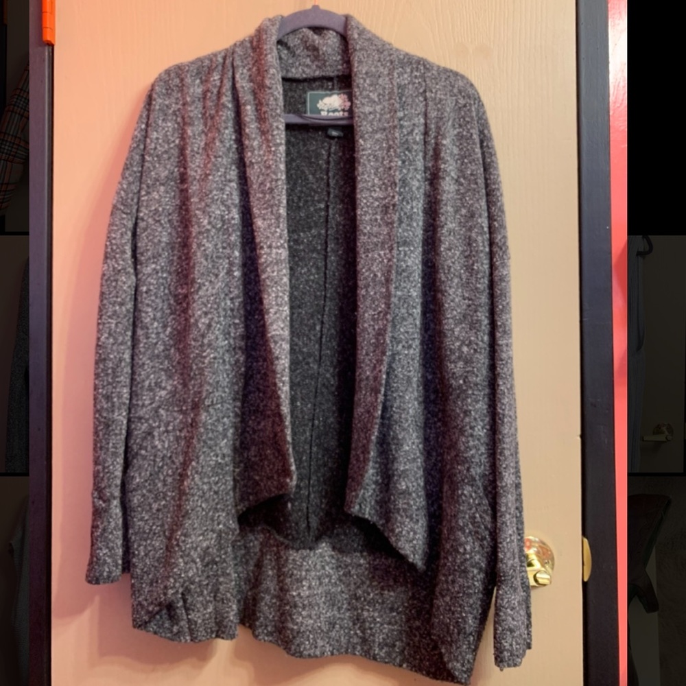 Roots cardigan